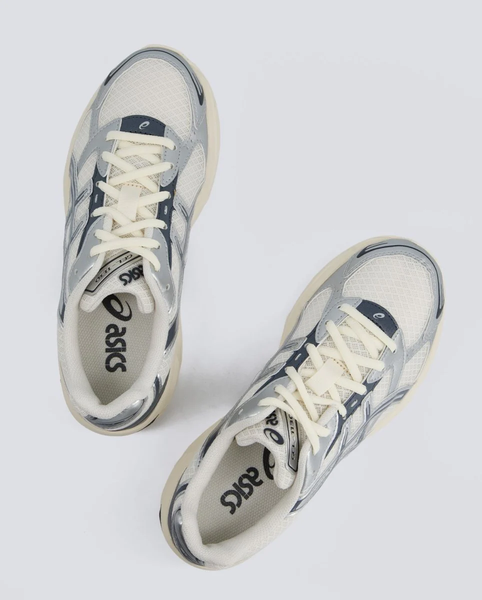 Asics GEL-1130 Plateado Y Blanco Mujer - Image 3