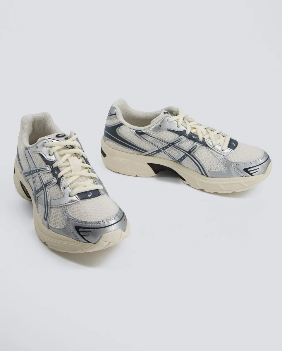 Asics GEL-1130 Plateado Y Blanco Mujer - Image 5