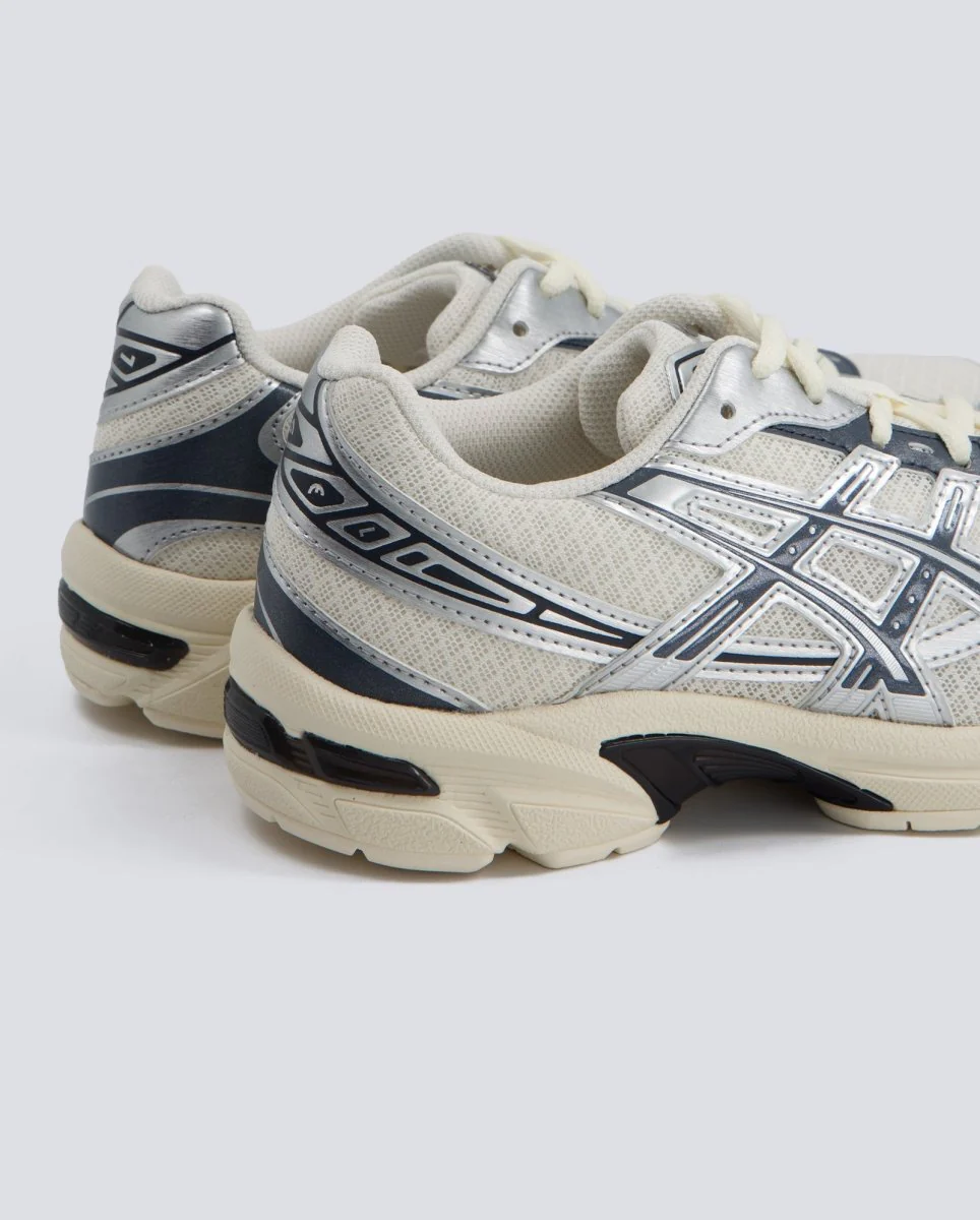 Asics GEL-1130 Plateado Y Blanco Mujer - Image 6