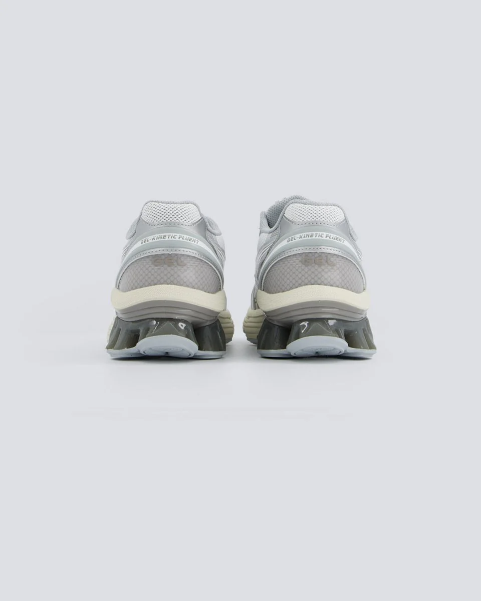 Asics Gel-Kinetic Fluent Plateado Mujer - Image 3