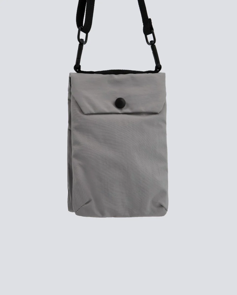 Bolso Obey Compact Traveler Gris Unisex - Image 3