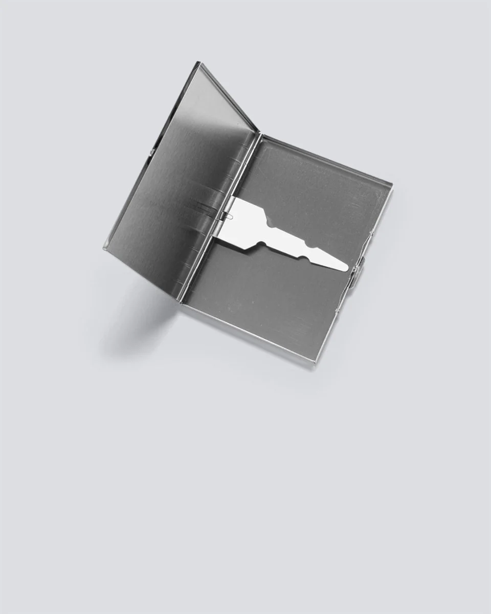 Caja Para Cigarros Wasted Paris Crest Metal Cigarette Unisex - Image 2