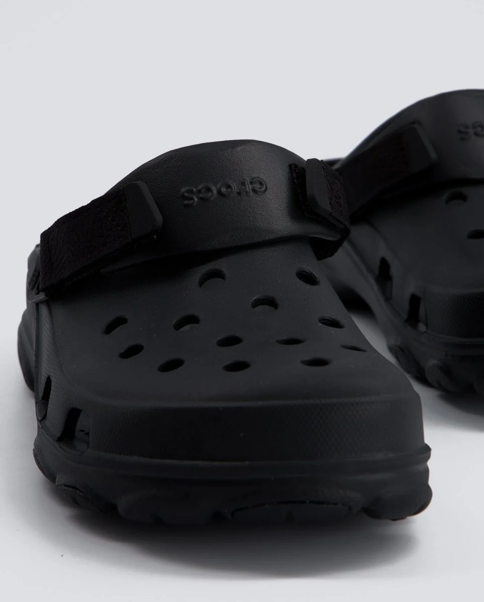 Crocs Classic All-Terrain Clog Negras Hombre - Image 6
