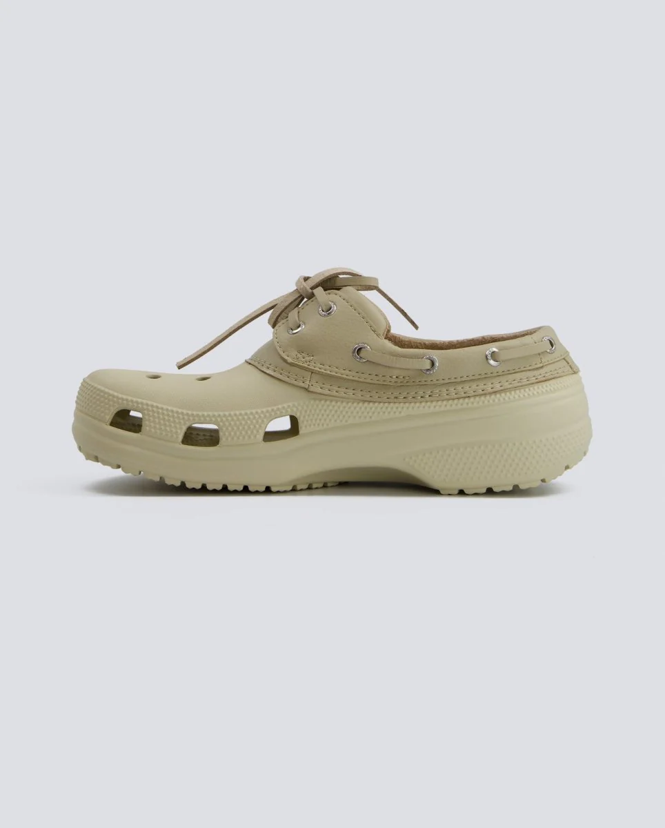 Crocs Classic Islander Beige Hombre - Image 5