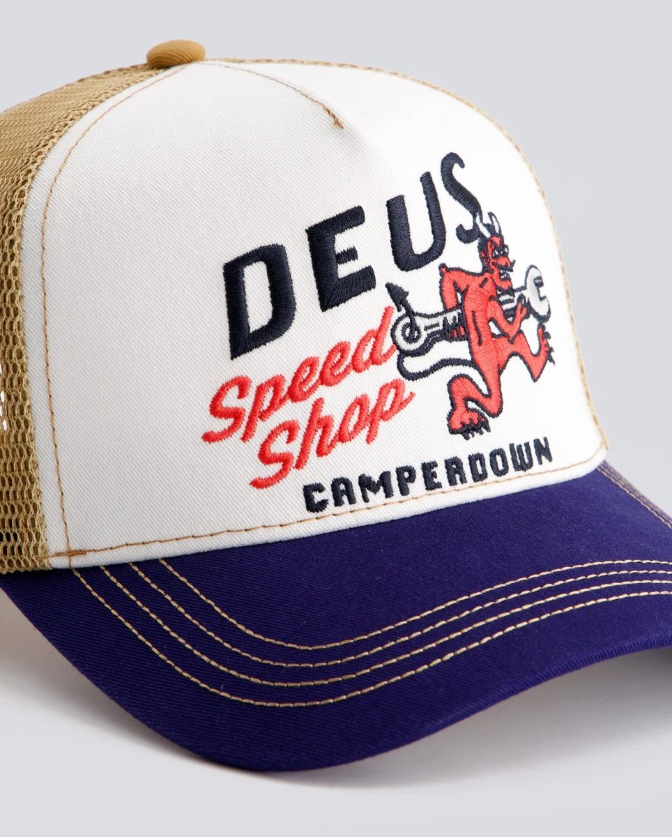 Gorra Deus Dogleg Trucker Azul y Blanca Unisex - Image 3