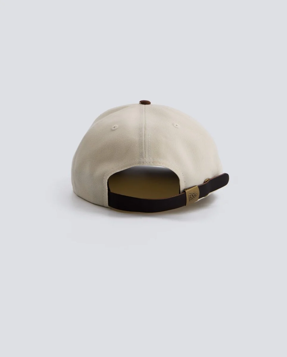 Gorra New Era MLB Suede Yankees 9FIFTY Beige Hombre - Image 4