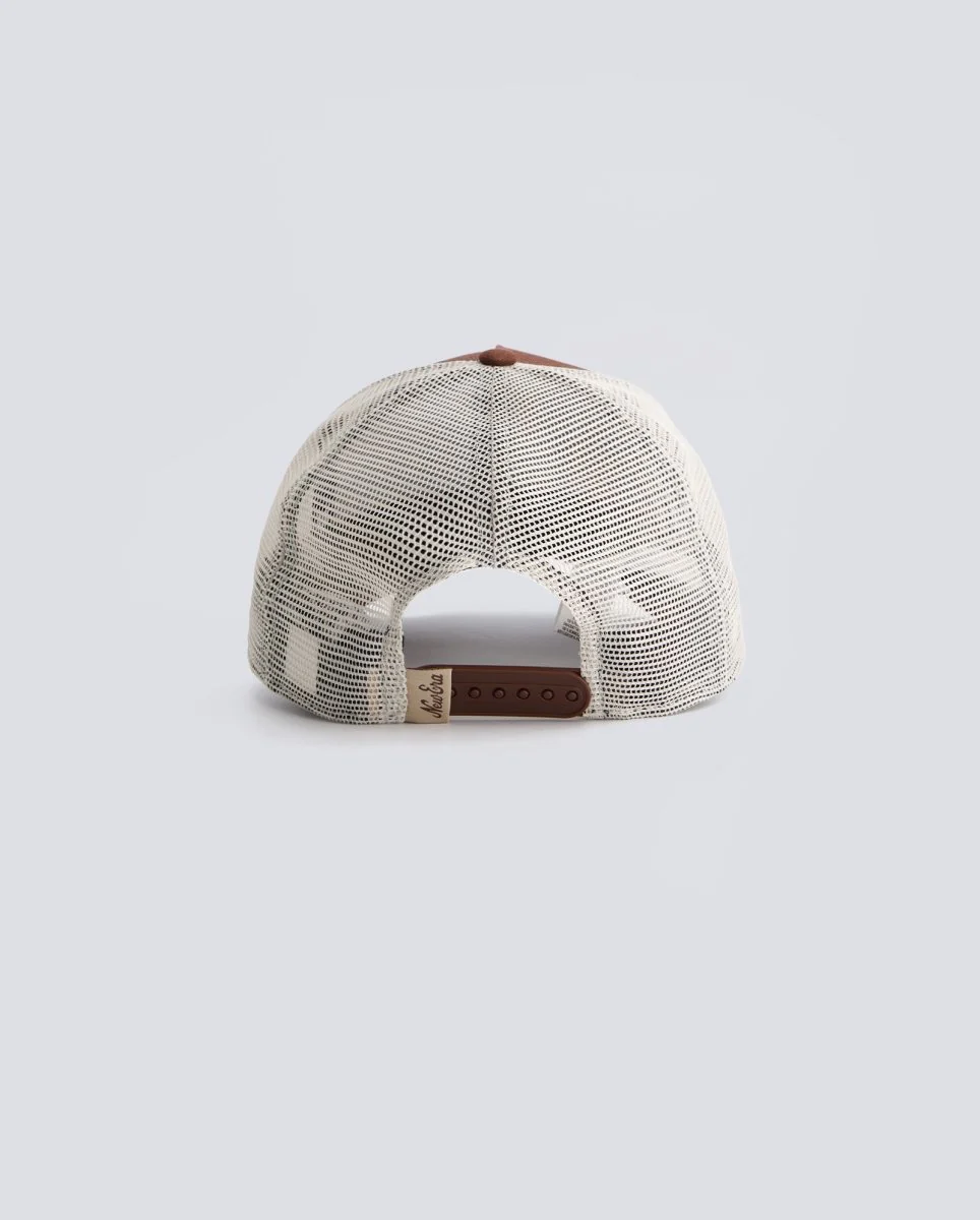 Gorra New Era Patch 9FORTYTrucker Marrón Unisex - Image 2