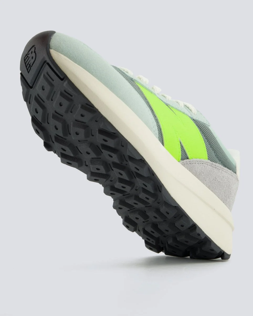 New Balance 370 Gris Y Amarillo Mujer - Image 3