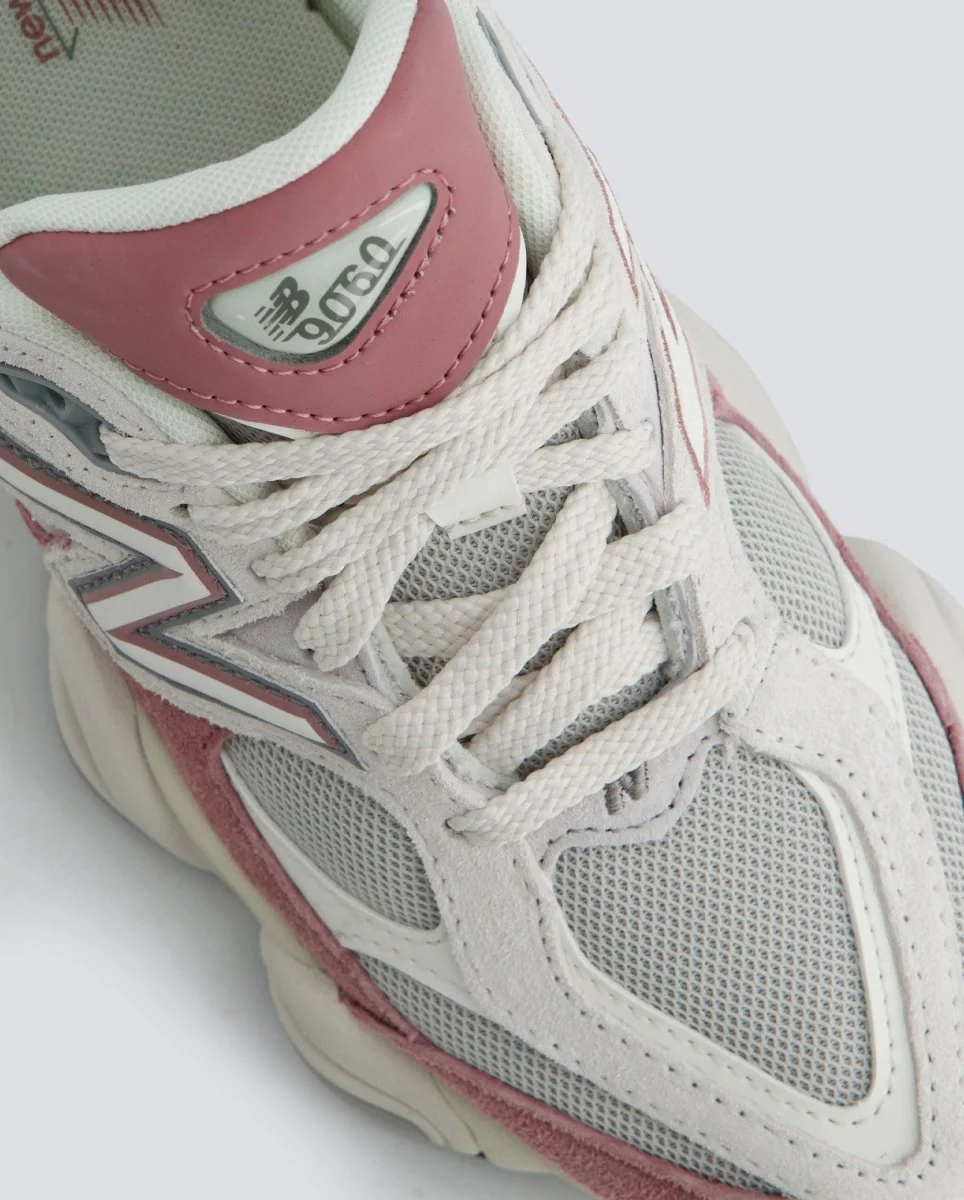New Balance 9060 Rosa Y Gris Mujer - Image 2