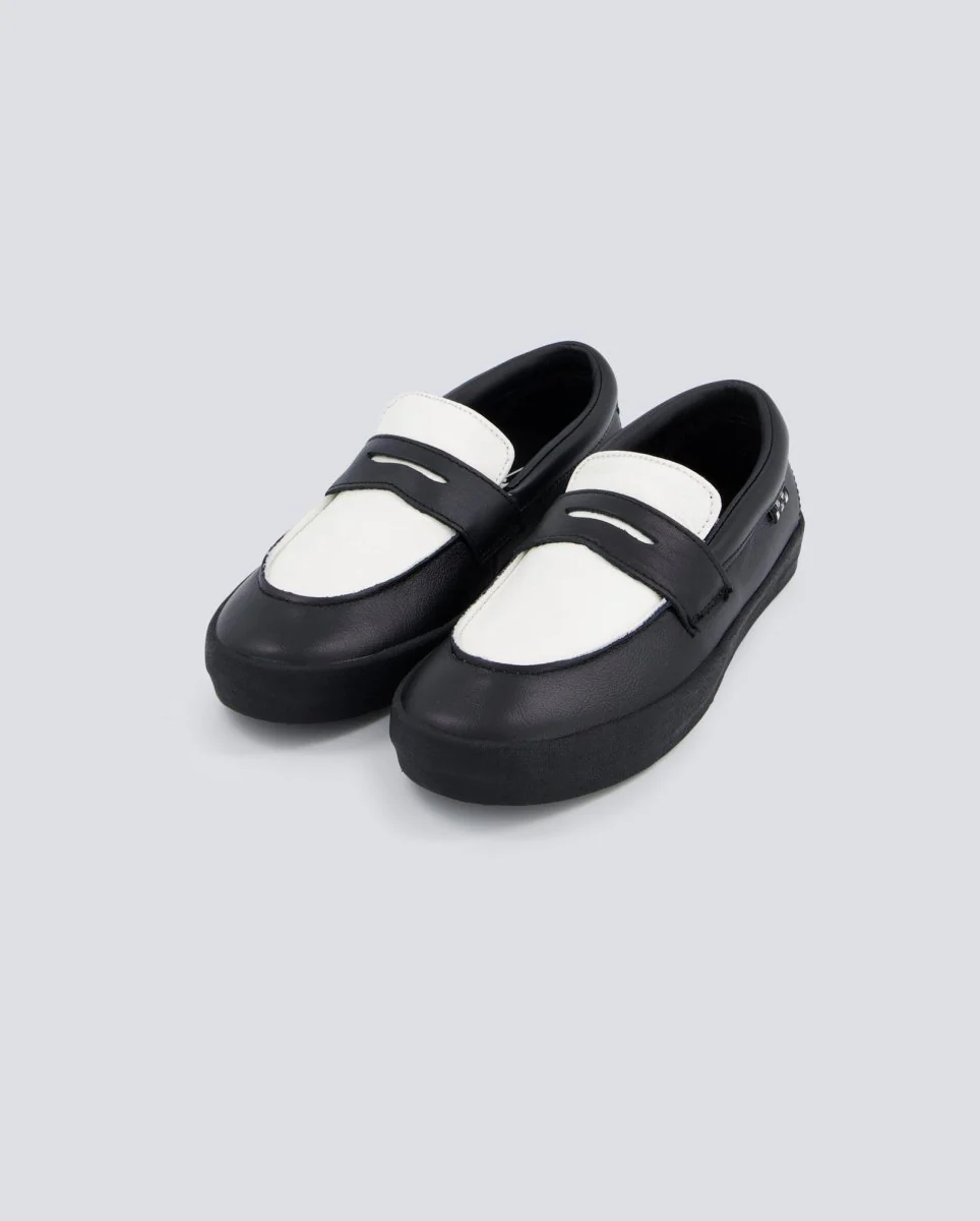 Vans Skate Loafer Negro Y Blanco Mujer - Image 5